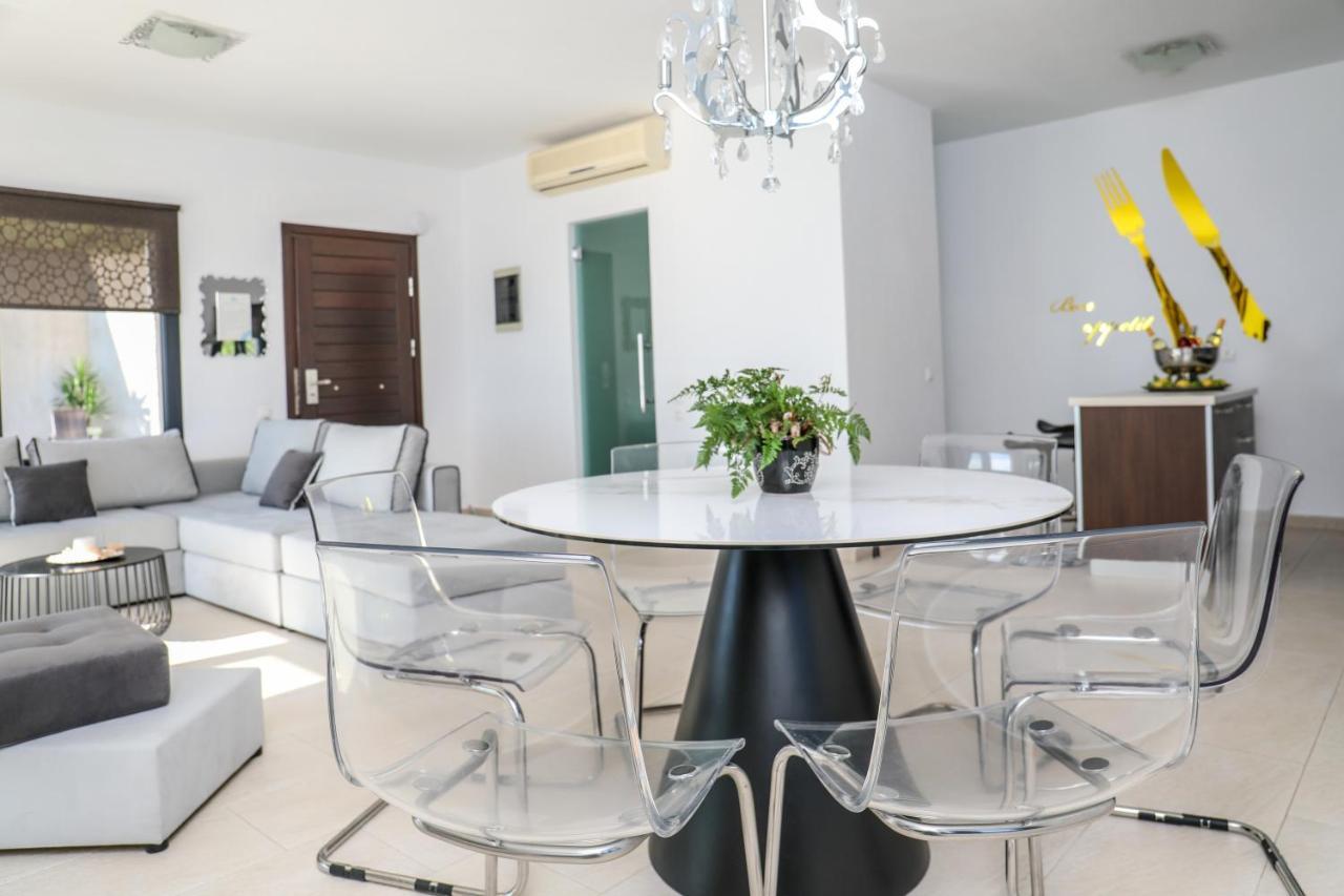 Golden King Villas Васіліас Екстер'єр фото